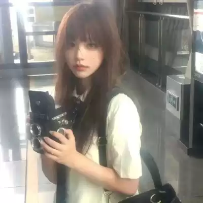 郝依霜